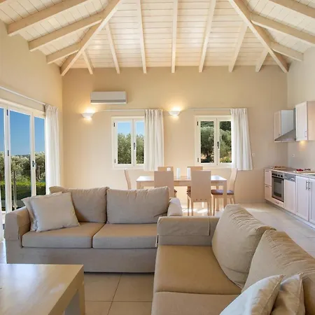 Ionian Luxury * Nikiana